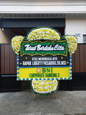 Papan Bunga Duka di Juata Kerikil