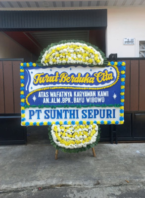 Papan Bunga Duka di Juata Kerikil