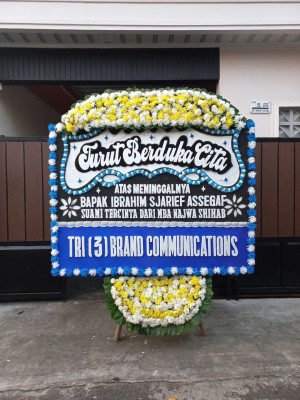 Papan Bunga Duka di Juata Kerikil